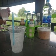 บรรยากาศ ผัดไทยกุ้งยิ้ม