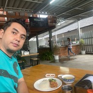 ข้าวมันไก่ชิกพี ( ข้าวมันไก่สิงคโปร์ ) วัดเมืองมาง