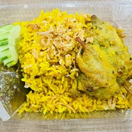 เมนูของร้าน อาหารตามสั่งอิสลาม ข้าวหมกไก่ย่างบังฟารุก ฮาลาล ร้านอาหารอิสลาม 曼谷“邦发禄烤鸡”清真餐厅 热烈欢迎所有穆斯林游客 นวมินทร์ 86