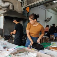 กะเพราปากแตก กะเพราปากแตก