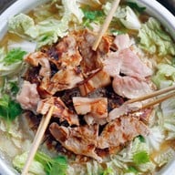 หน้าร้าน หมูกระทะอิ่มอร่อยเขาใหญ่