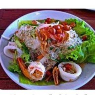 เจ๊มิ้น ยำแซ่บ อาหารตามสั่ง อัมรา