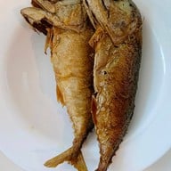 เมนูของร้าน ปลาทอด น้ำพริก เจ๊ฮวยราชวัตร