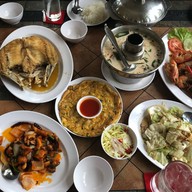 เมนูของร้าน มุมอร่อย เขาชีจรรย์