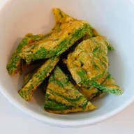 เมนูของร้าน ปลาทอด น้ำพริก เจ๊ฮวยราชวัตร