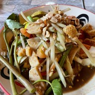 ร้านตำมั่วครัวอุบล