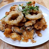 เมนูของร้าน เจ๊อุ๋ยผัดไท หอยทอด สาขา2