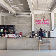 Box Bar Cafe & Dining