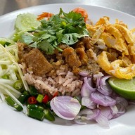เมนูของร้าน ข้าวคลุกกะปิชุนเซ้ง(ป้าค่อม) ข้าวคลุกกะปิชุนเซ้ง(ป้าค่อม)
