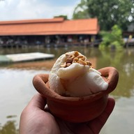 เมนูของร้าน ไอศครีมกะทิสด หม้อดินเผา ตลาดน้ำอโยธยา