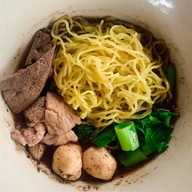 ก๋วยเตี๋ยวเรือ ป ประทีป นิมิตใหม่ นิมิตใหม่