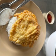 โกเกี๋ยง เกาเหลาเนื้อตุ๋น หมูตุ๋น ริมคลองสามชัย