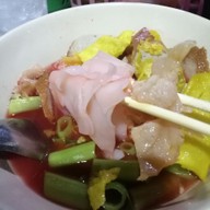 เมนูของร้าน ไขว่ เย็นตาโฟ