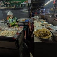 หมี่กระดาษ ตลาดช้างเผือก รับแต่เงินสด  เจ้าแรก เจ้าเดียว ไม่มีสาขา