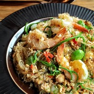 เมนูของร้าน LEON - Steak Pizza ระนอง