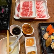 Shimi Shabu (ชิมิ ชาบู) -