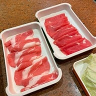 Shimi Shabu (ชิมิ ชาบู) -