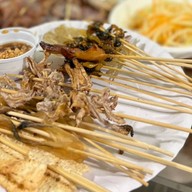 Fruit Mood น้ำผลไม้ปั่น/สกัดเย็น ตลาดโต้รุ่งหัวหิน