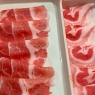 Shimi Shabu (ชิมิ ชาบู) -