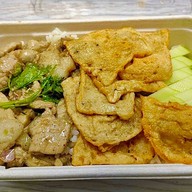 ก.ไข่เจียว ข้าวเหนียวหมูทอด อาหารตามสั่ง อุดรธานี