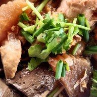 ข้าวแกงหลังสวน+หมูปิ้งข้าวเหนียว