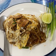เมนูของร้าน ผัดไทยคุณตู่