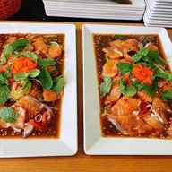 เมนูของร้าน ตำยำยั่ว by แม่เพ็ญ บ่อวิน