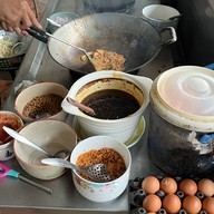 ผัดไทยคุณตู่