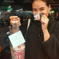 เมนูของร้าน ปั่นโป๋ มะพร้าวเผานมสด หน้าตลาด The market เนินพลับหวาน