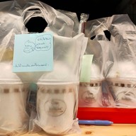 เมนูของร้าน ปั่นโป๋ มะพร้าวเผานมสด หน้าตลาด The market เนินพลับหวาน