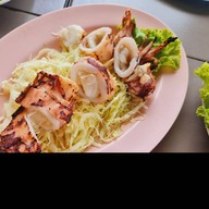 ครัววันดี ริมแม่น้ำเจ้าพระยา เมืองปทุม