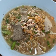 เมนูของร้าน ลุงตี๋ ก๋วยเตี๋ยวหมูสูตรโบราณ