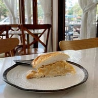 ร่วมสุข Steakhouse & Noodles