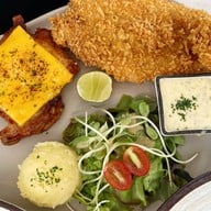 ร่วมสุข Steakhouse & Noodles