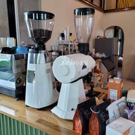 ease coffee&croissanterie