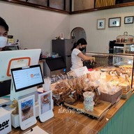 ease coffee&croissanterie