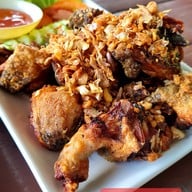 อาหารบ้านริมคลอง