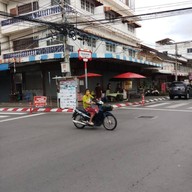 หน้าร้าน โก๋ขึ้นคาน