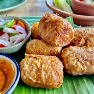 ข้าวปลา Chiangmai 89 Plaza