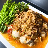 ยำหอยนางรมภูเก็ต