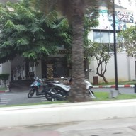 หน้าร้าน Scoozi Urban Pizza พรีเมียร์ เพลส