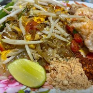 ข้าวไข่เจียวเครื่องแซ่บ&กะเพรา