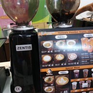 บรรยากาศ Wawee Coffee big c บางพลี