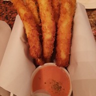 Street Pizza & The Wine House