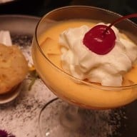 Silver Waves โรงแรมชาเทรียม ริเวอร์ไซด์