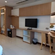 โรงแรมโฟทูซีเดอะชิคโฮเต็ล