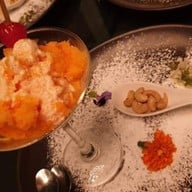 Silver Waves โรงแรมชาเทรียม ริเวอร์ไซด์