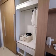 โรงแรมโฟทูซีเดอะชิคโฮเต็ล