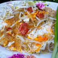 ข้าวไข่เจียวเครื่องแซ่บ&กะเพรา