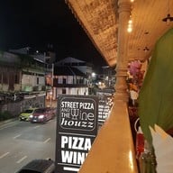 Street Pizza & The Wine House